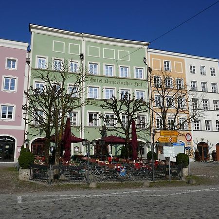 Hotel Bayerischer Hof Burghausen Zewnętrze zdjęcie